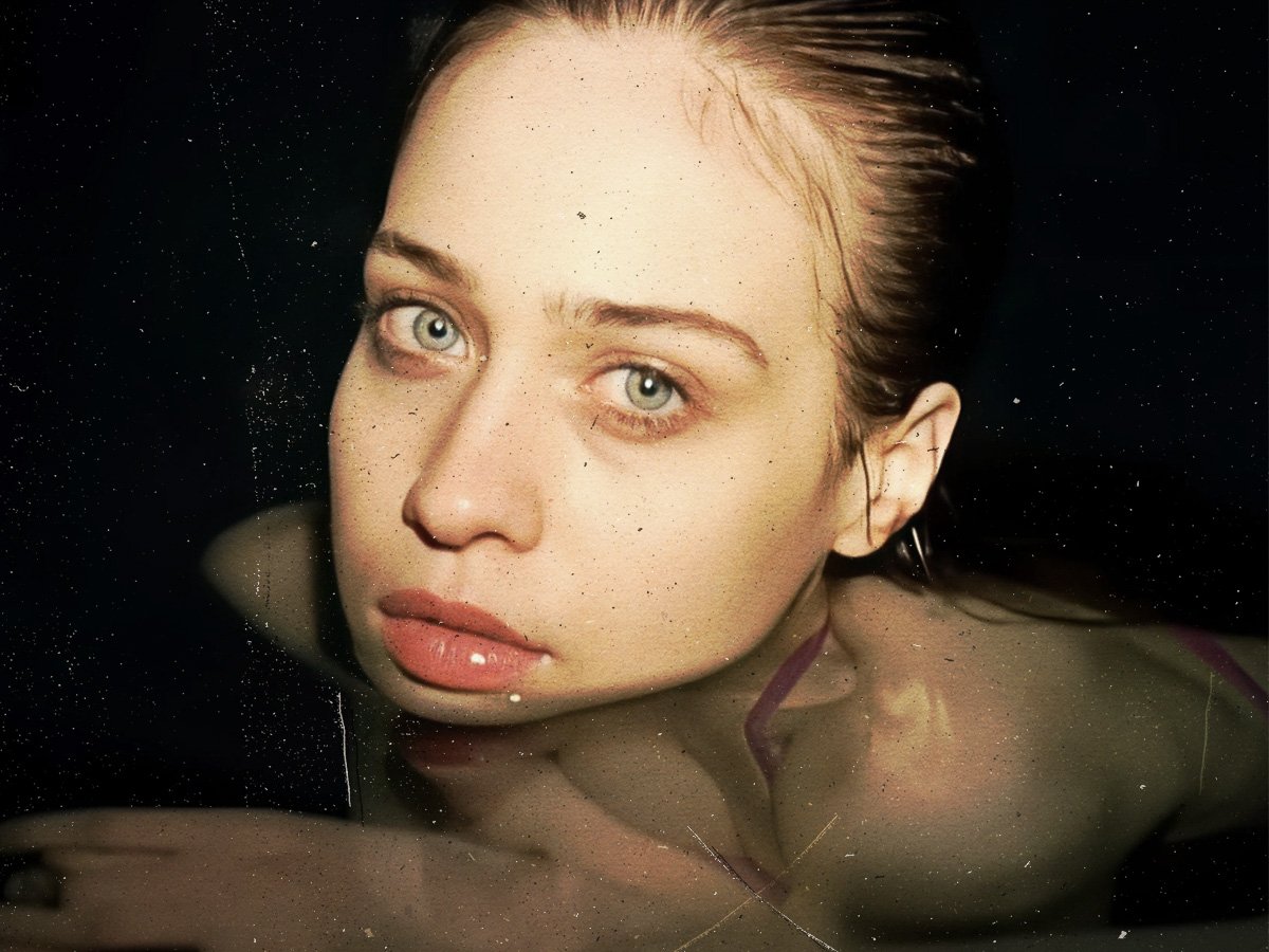 Fiona Apple Far Out Magazine - Santan Dave Store